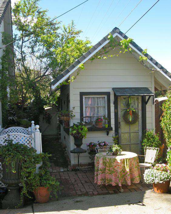 Tiny Wonderful Cottage-Tiny Homes-Tiny House-Stumbit Home